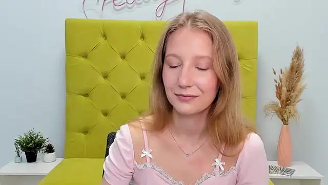 LolaWilsons webcam