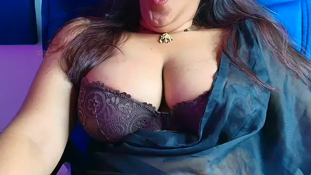 Anjali-Queen webcam