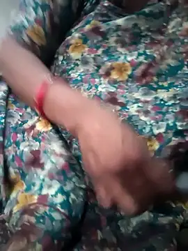aunty_sumy
