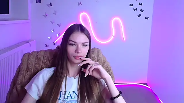 Lina_Loveuu webcam
