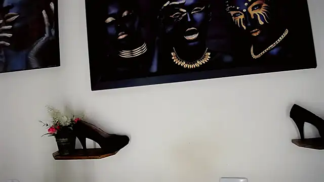 NathalialLooes webcam
