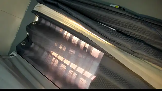 twerkitlike_twinkle webcam