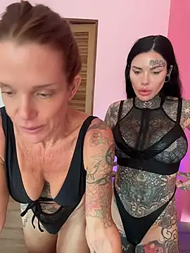 mommyselenafit_ webcam