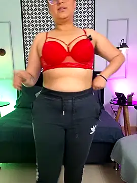 Amber_gold_ webcam