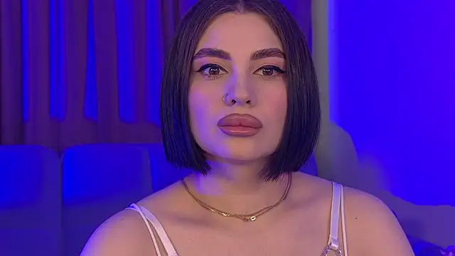 AdrianaToress webcam