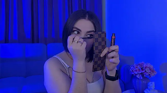 AdrianaToress webcam