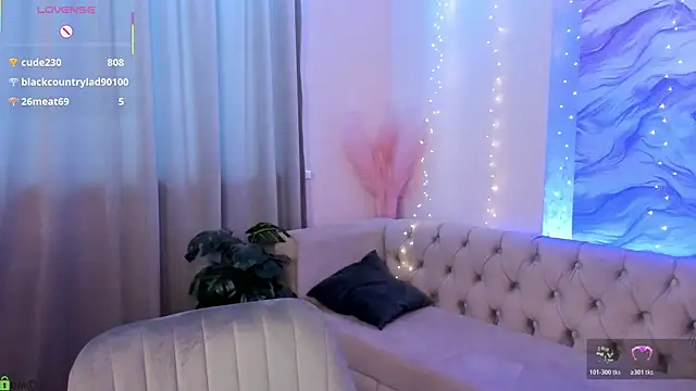 Aria_Mila webcam