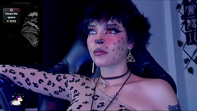 Anny_Kiitty webcam