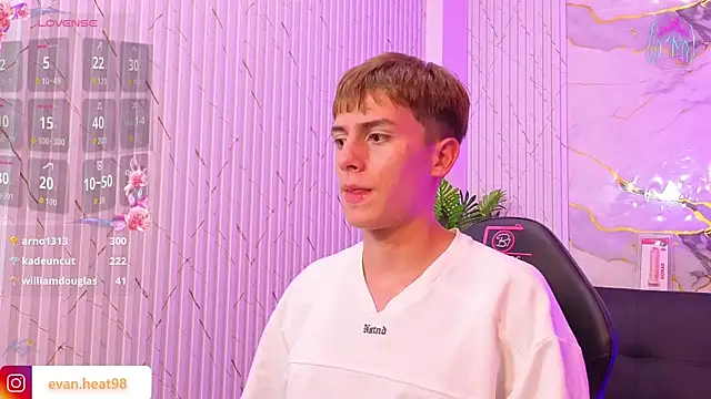 EVAN_TAY webcam