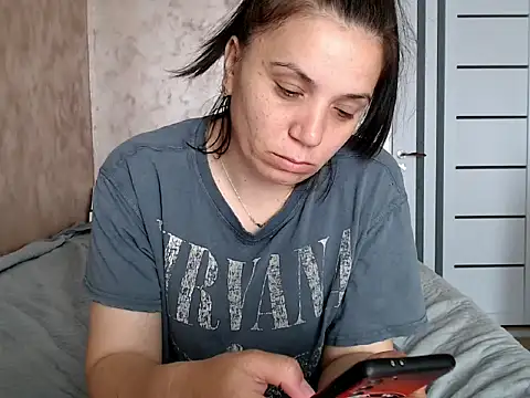 LorraGrey webcam