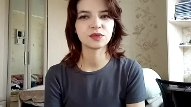 LowkeyIndigo webcam
