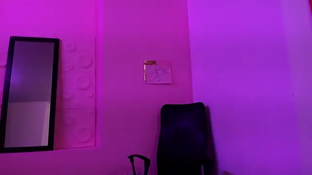 mia_coral1 webcam