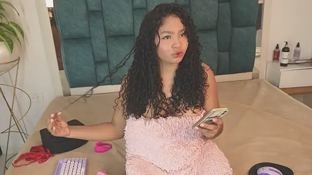 Anais_aradia webcam