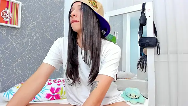 ViictoriiaSaenz webcam