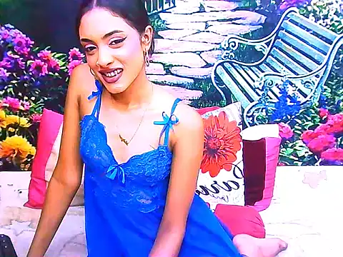 IndianPretty14u2Luv webcam