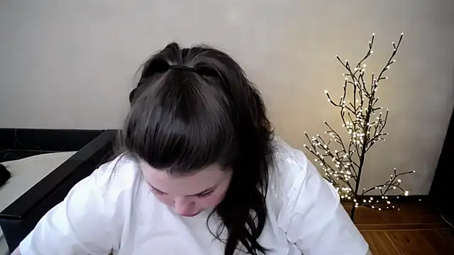 Emily_Mo webcam