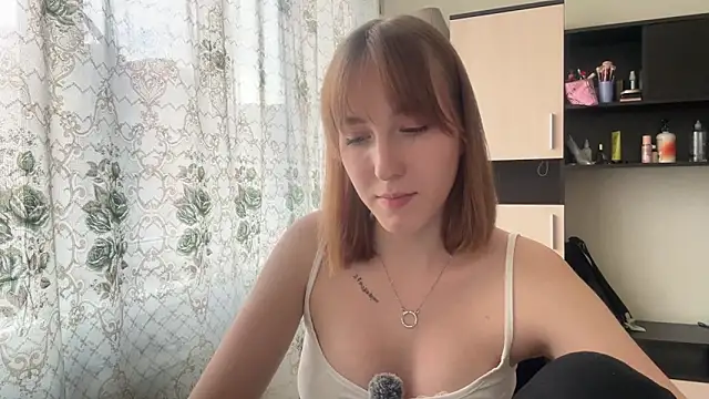 AquilineOrites webcam