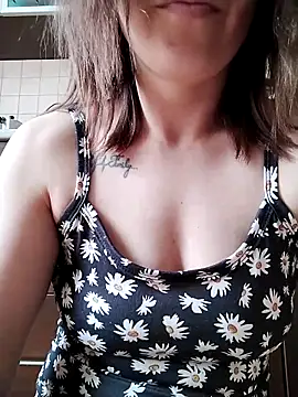 Honeytrap369 webcam