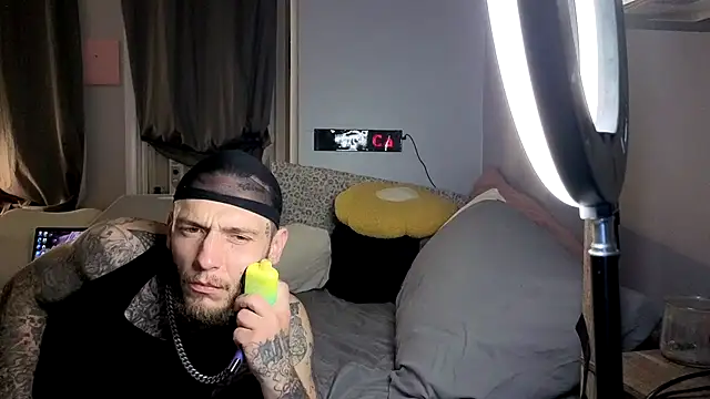cruz815 - Cruz815's free webcam - UK Sex Cams