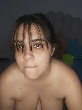 its_lauu_ webcam