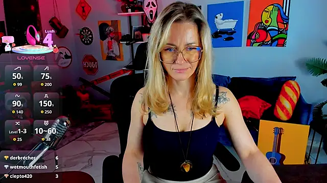 LadyIzabel webcam
