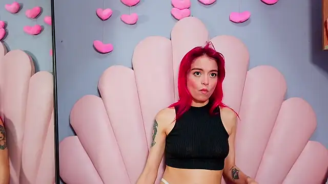 luci_miller webcam