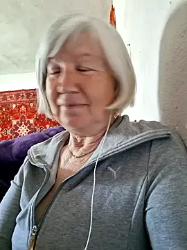 KlaudiaDarling webcam