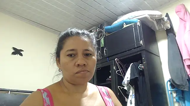 adrixxx38 webcam