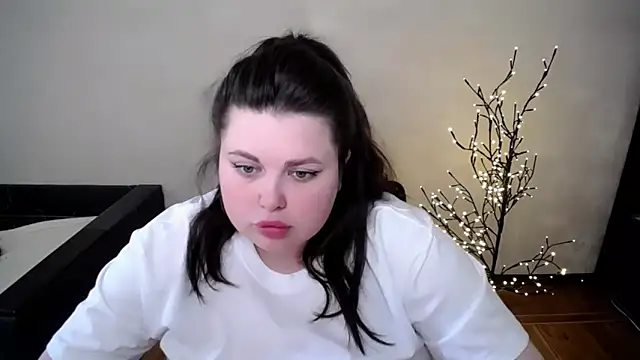 Emily_Mo webcam