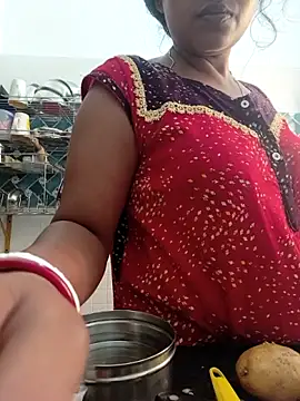 Hot-Tinaa webcam
