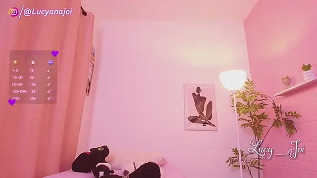 Lucyanajoi webcam