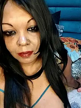 Webcam Model (hemilynthomas2467)  is live.Free join now!