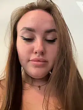 KiraSunshine webcam
