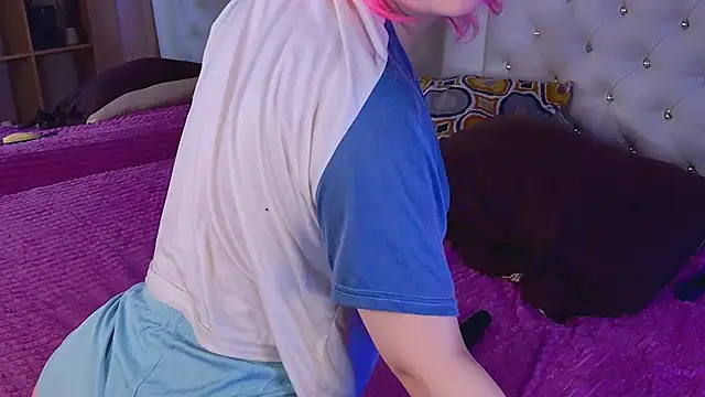Waifu_Ketrin webcam