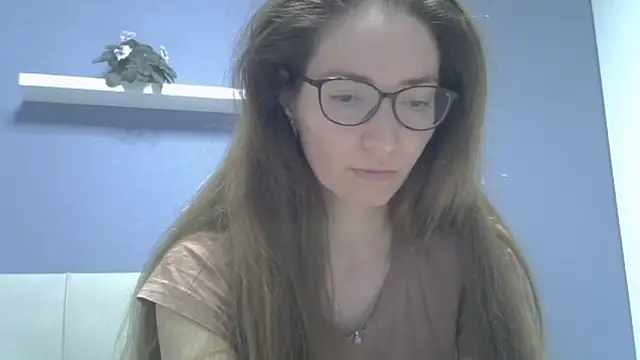 ashleyspice (F milf) - sexy and naughty show