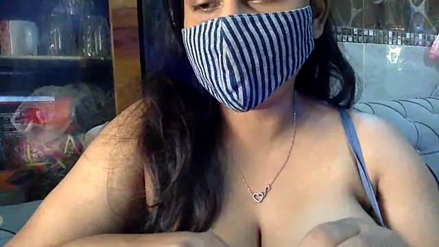 Haanikaur_saavi webcam
