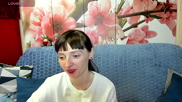 TayanaJons webcam