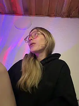 ReenKitty webcam