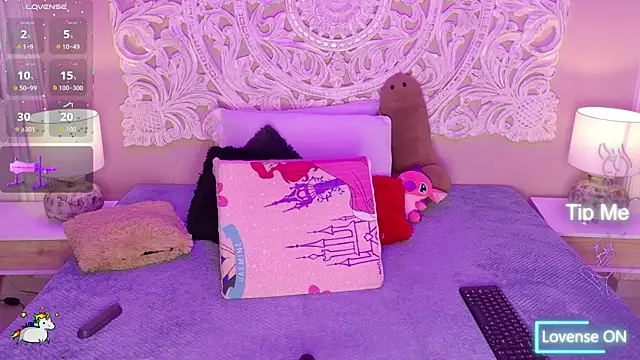 MalaikaBrown webcam