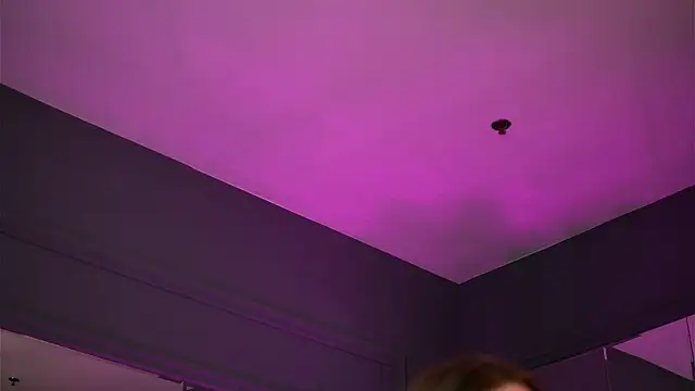 BrattyScarlet live sex cam