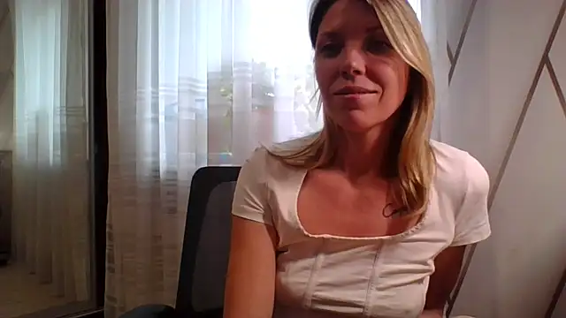 VelvetLove287 webcam