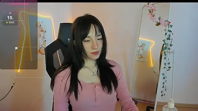 AliceeinWonderlanddd webcam