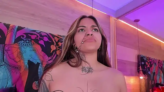 Cori_Paige webcam