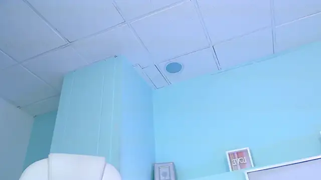 Emerald_gh webcam