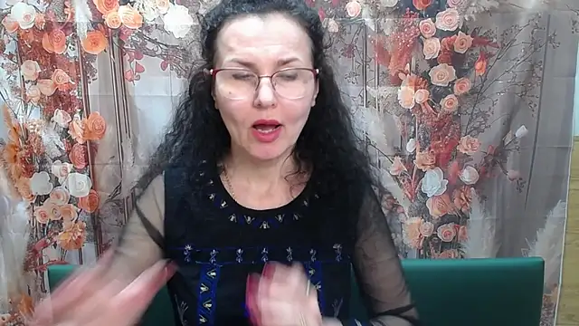 Miroslava_Happi webcam
