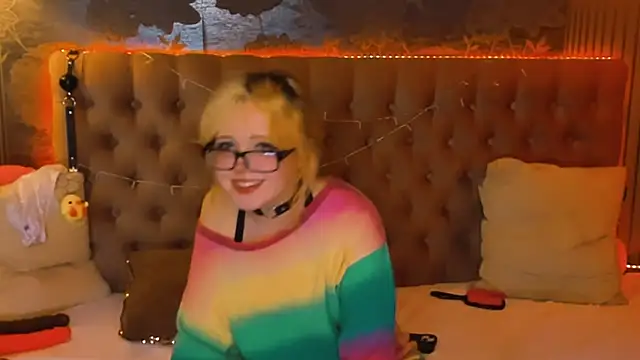 EmilyAngells webcam