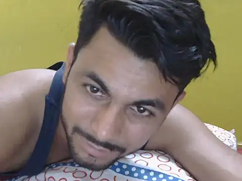 Stubborndesiboy webcam