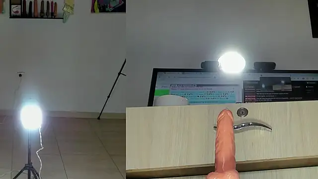 maia_funny webcam