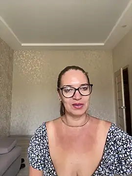Milana8263 webcam