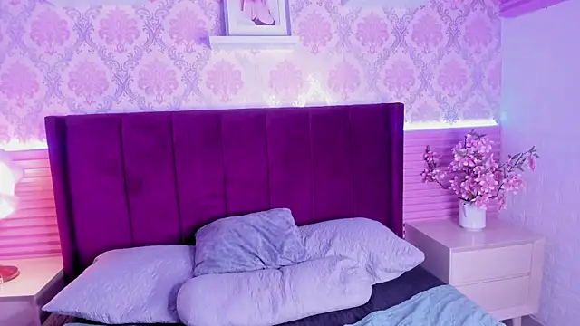 Raven1fox webcam